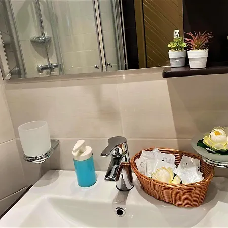 Lovely 3-bedroom Entire City Center Apartment *