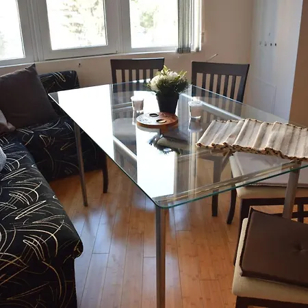 Lovely 3-bedroom Entire City Center *