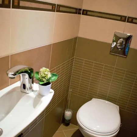 Lovely 3-bedroom Entire City Center Apartment *