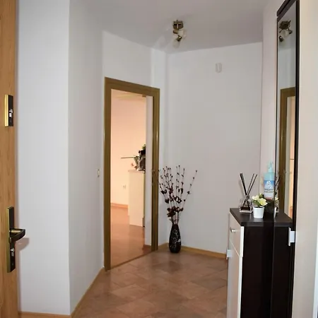 Apartment Lovely 3-bedroom Entire City Center Veliko Tarnovo
